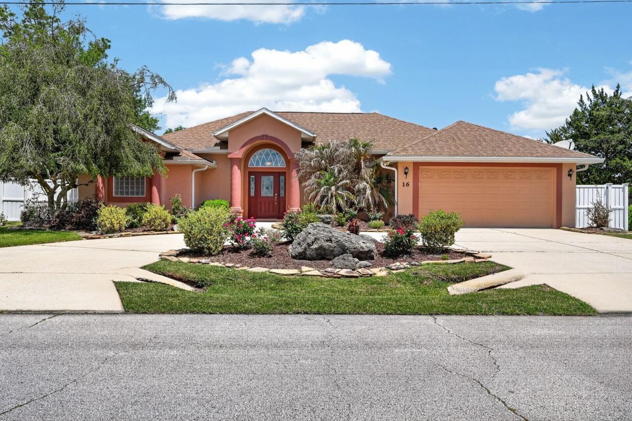 16 Wheeler Lane, Palm Coast, FL 32164 Main Photo