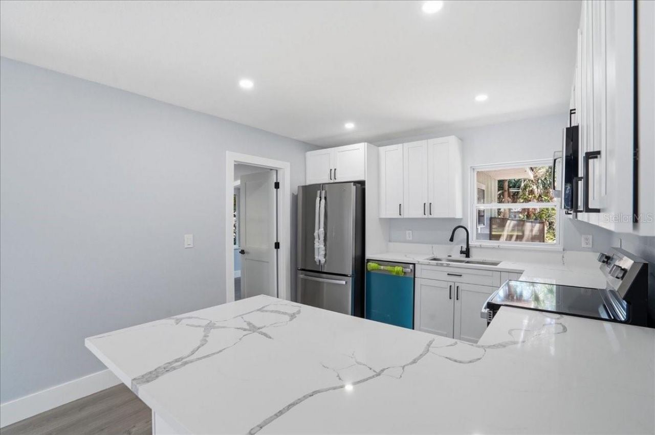 761 29th Avenue S, Saint Petersburg, FL 33705 Photo