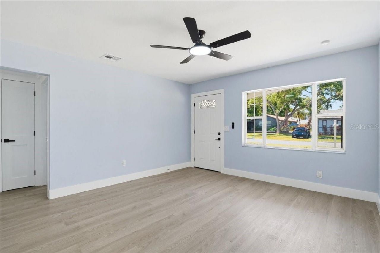 761 29th Avenue S, Saint Petersburg, FL 33705 Photo