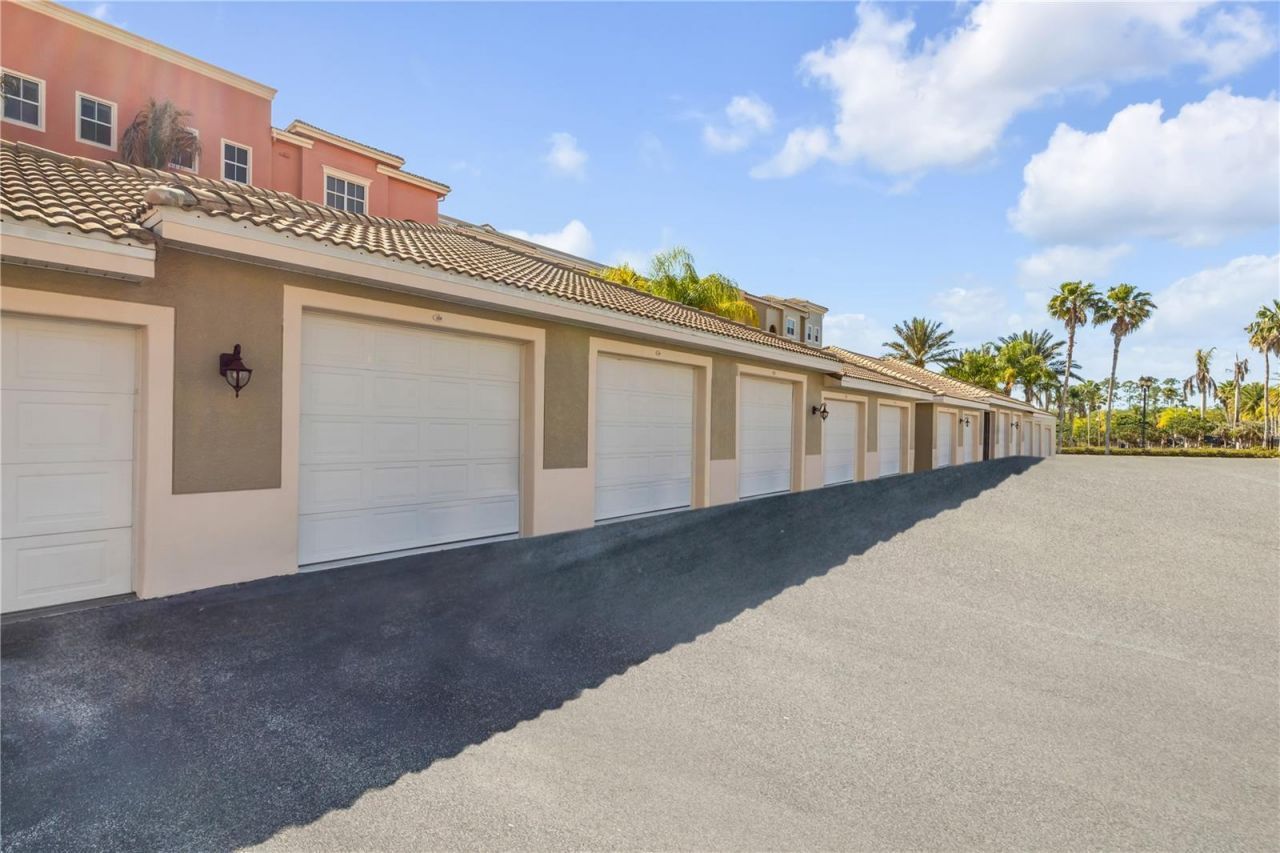 424 Luna Bella Lane , Unit 228, New Smyrna Beach, FL 32168 Photo