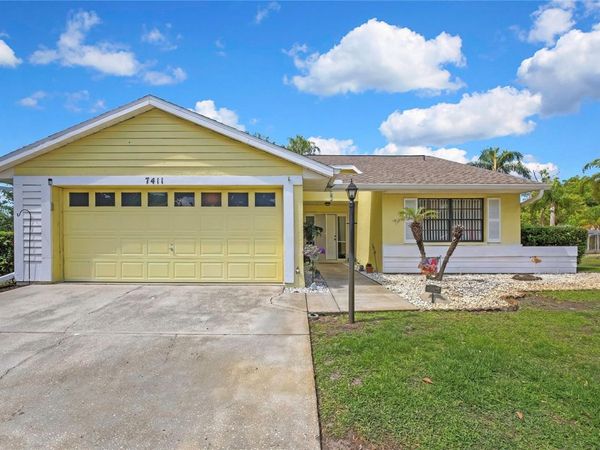 7411 BALTUSROL DRIVE , NEW PORT RICHEY, FL 34654