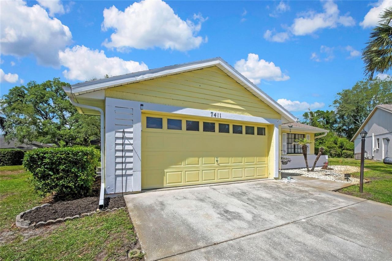 7411 Baltusrol Drive , New Port Richey, FL 34654 Photo