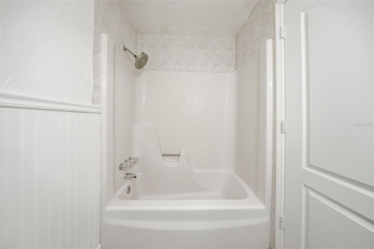 1065 Foxwood Drive, Lutz, FL 33549 Photo