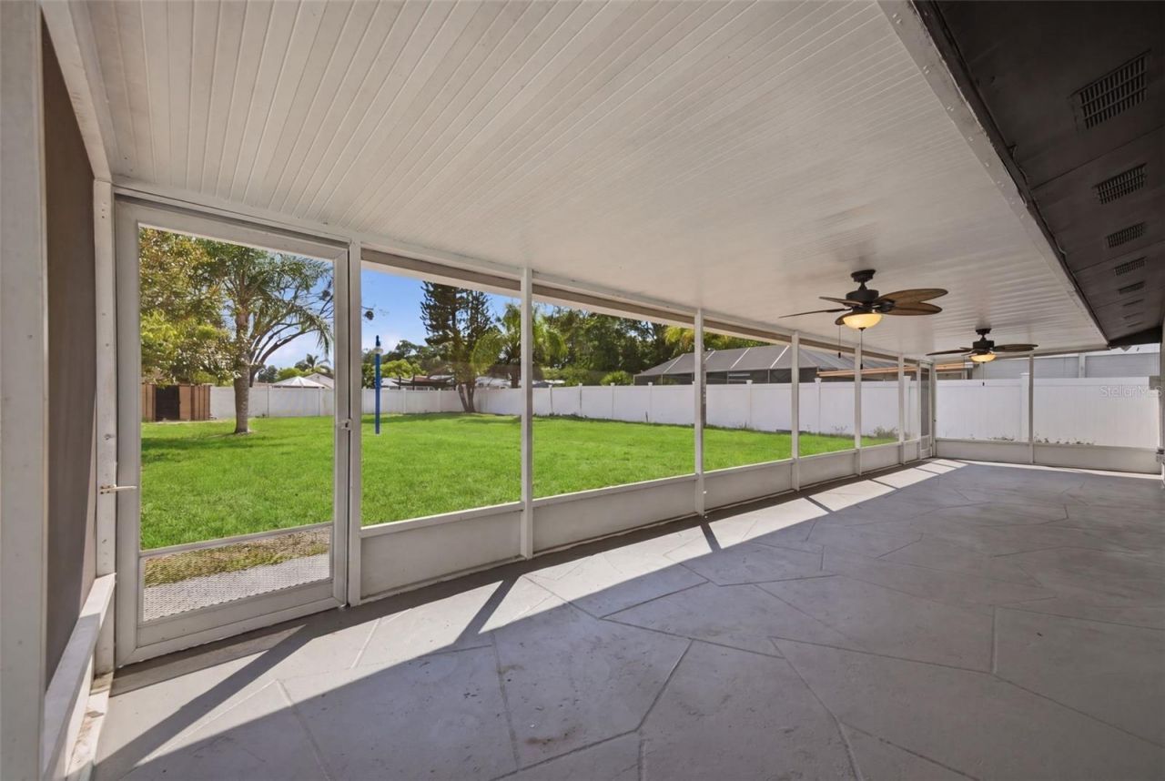 1065 Foxwood Drive, Lutz, FL 33549 Photo