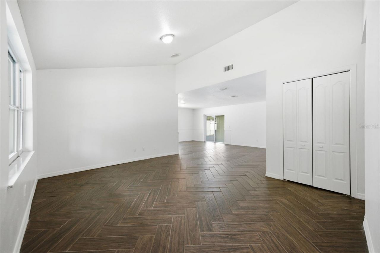 1065 Foxwood Drive, Lutz, FL 33549 Photo