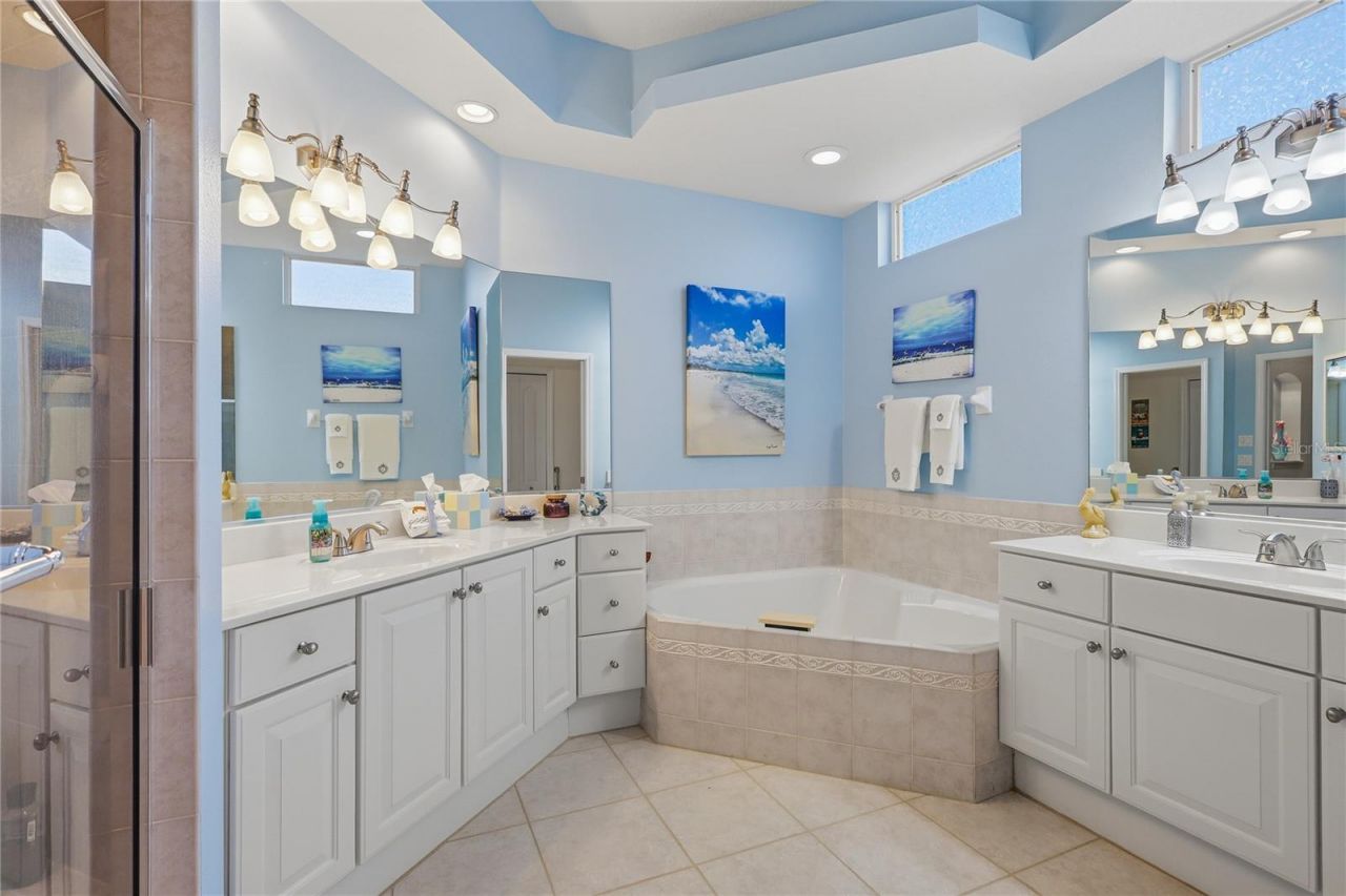758 Planters Manor Way, Bradenton, FL 34212 Photo