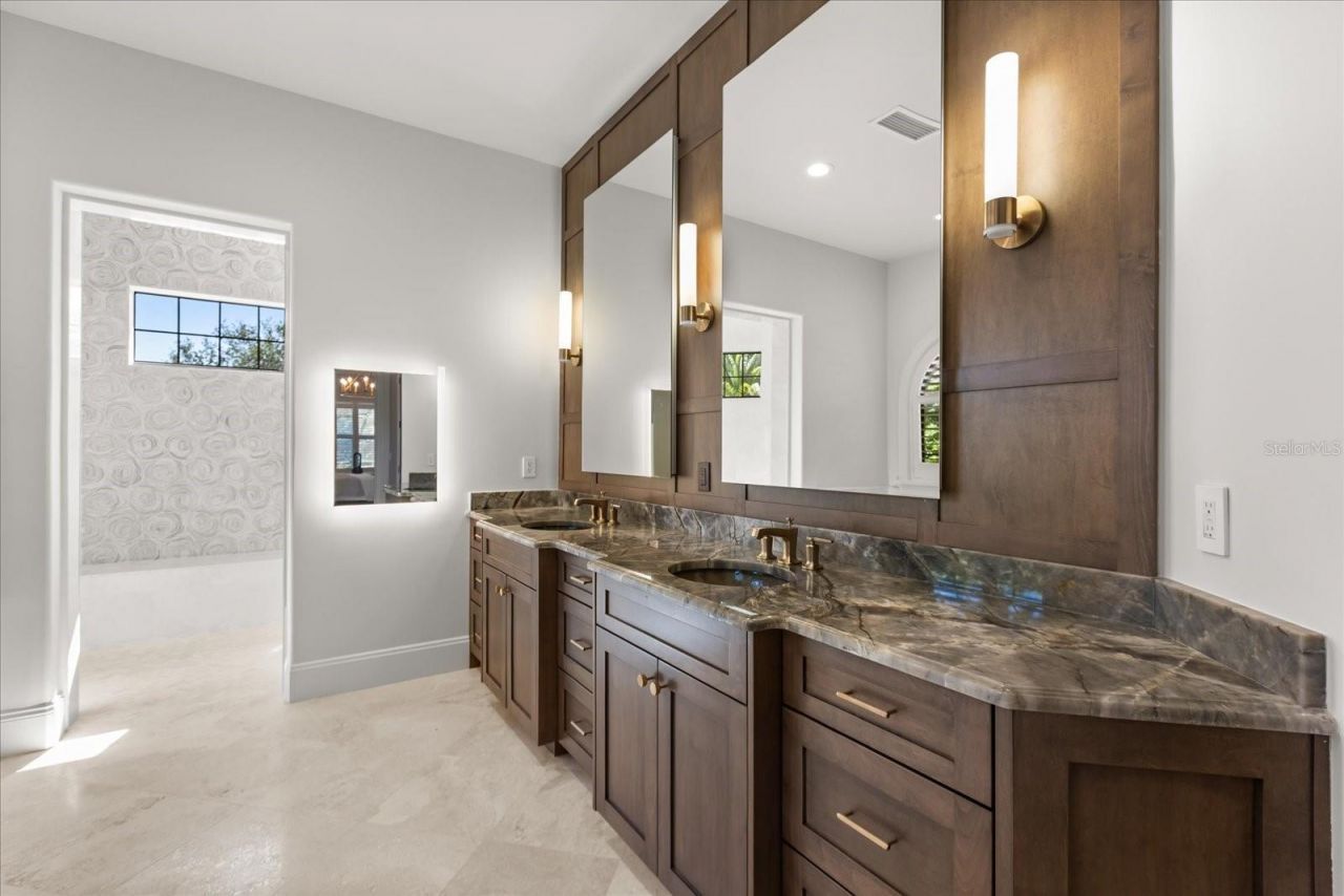 32519 Hawks Lake Lane, Sorrento, FL 32776 Photo