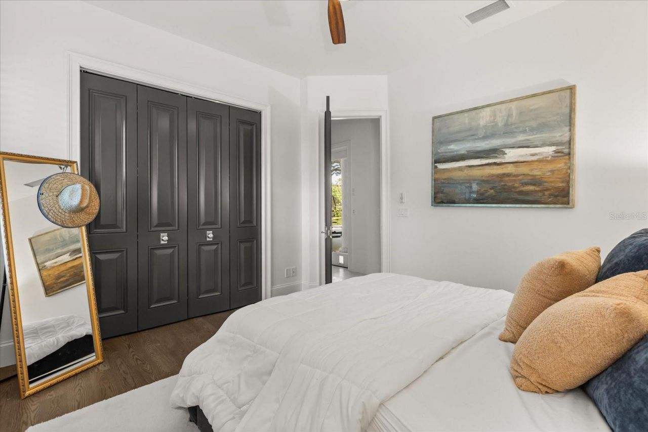 32519 Hawks Lake Lane, Sorrento, FL 32776 Photo