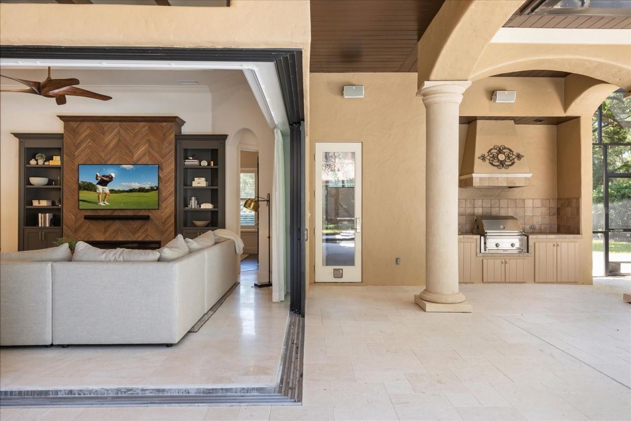 32519 Hawks Lake Lane, Sorrento, FL 32776 Photo