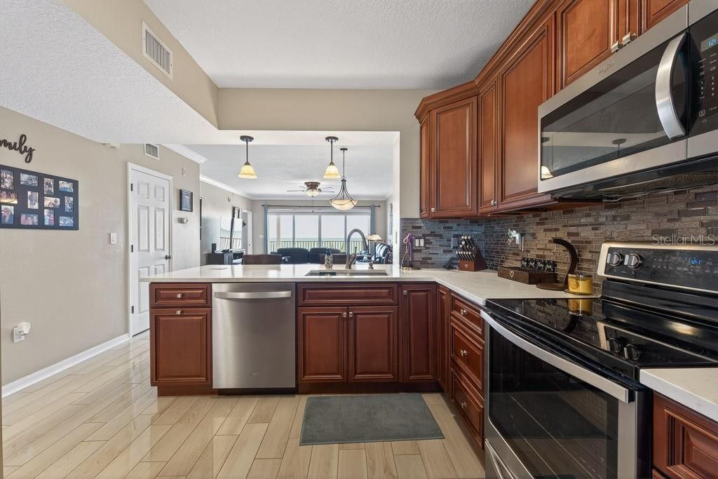 16500 Gulf Boulevard, Unit 654, North Redington Beach, FL 33708 Photo