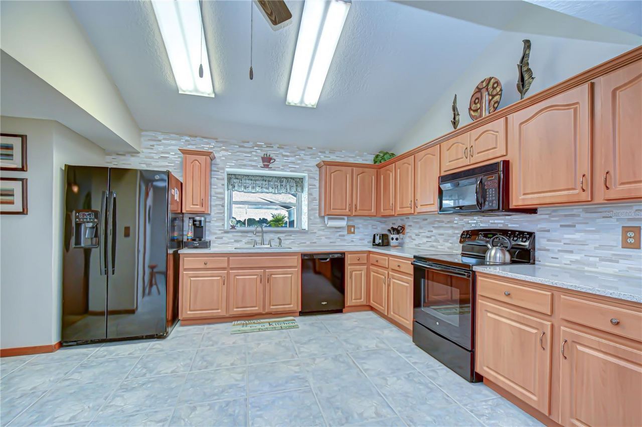 1428 Shell Flower Drive, Brandon, FL 33511 Photo