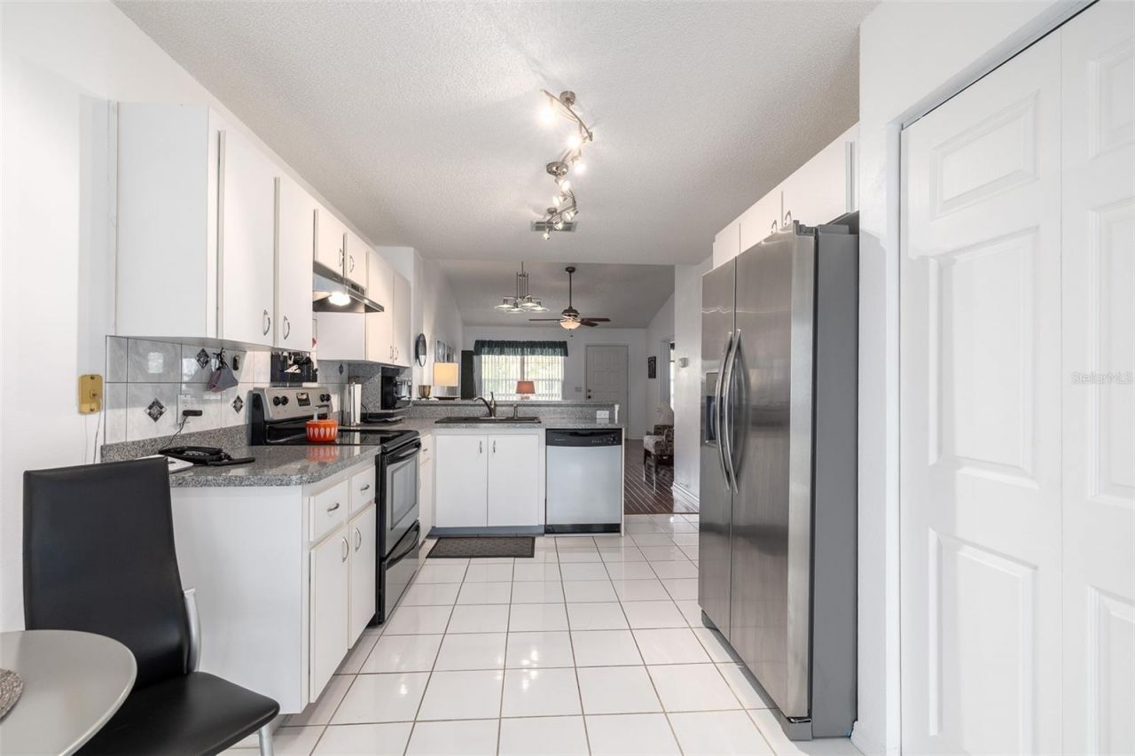 7837 Hardwick Drive , Unit 323, New Port Richey, FL 34653 Photo