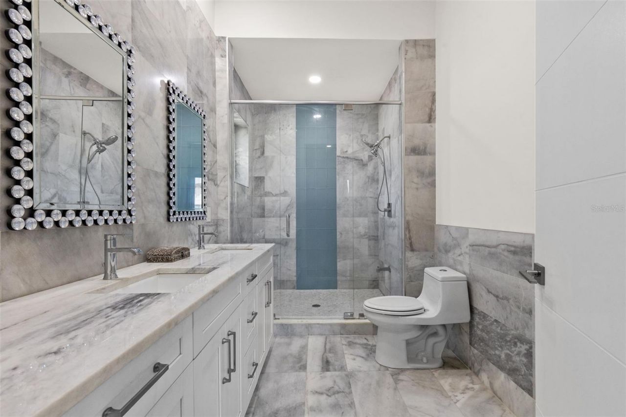 3835 Shore Acres Boulevard Ne, Saint Petersburg, FL 33703 Photo