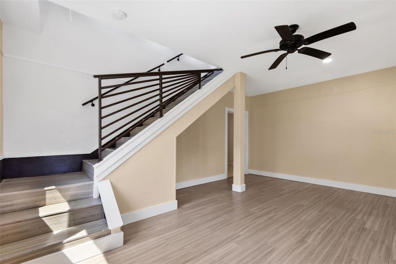 3835 Shore Acres Boulevard Ne, Saint Petersburg, FL 33703 Photo