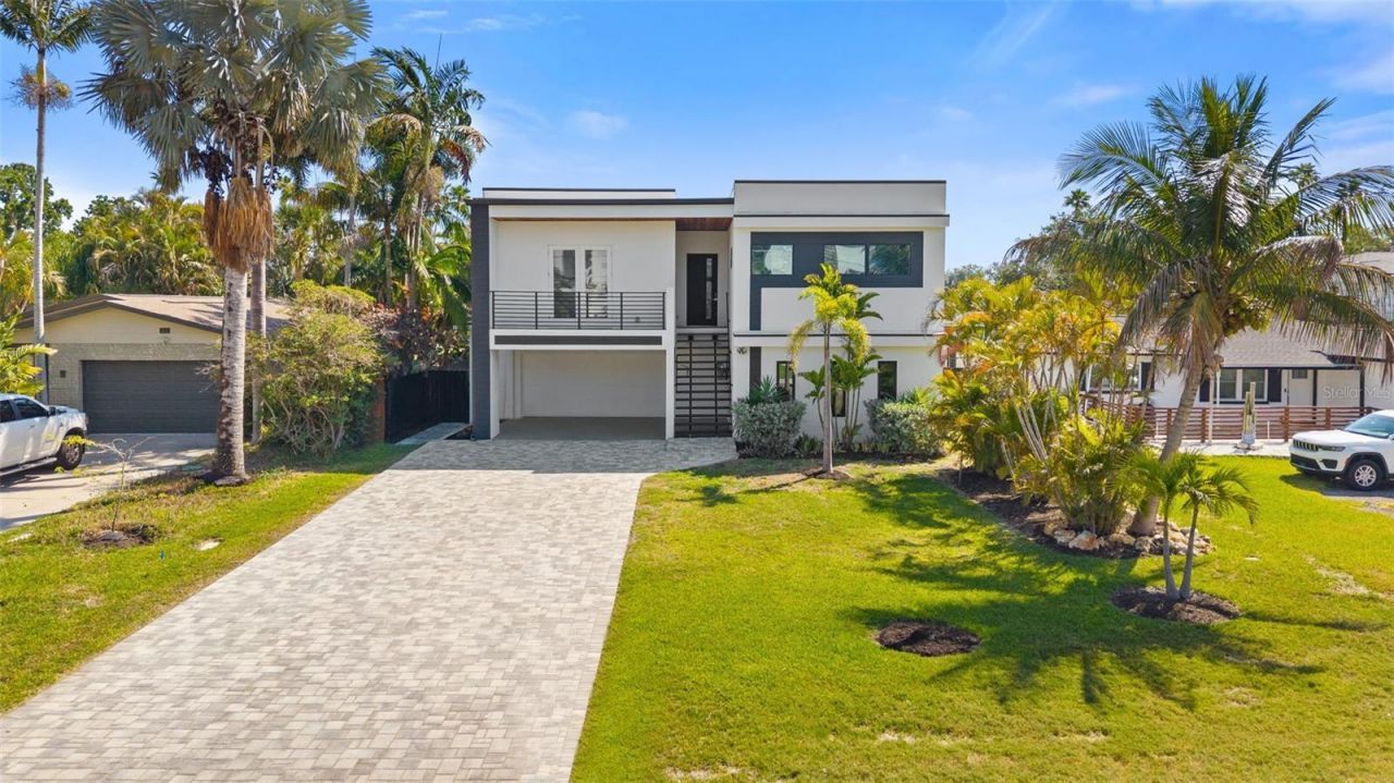 3835 Shore Acres Boulevard Ne, Saint Petersburg, FL 33703 Photo