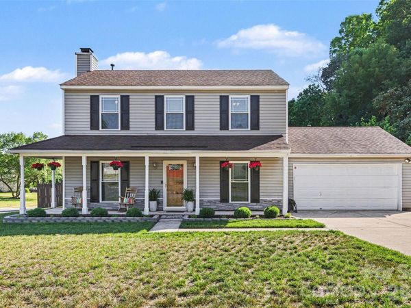 8536 Ochre Drive, Charlotte, NC 28215