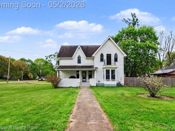 405 W Jefferson Street, Grand Ledge, MI 48837