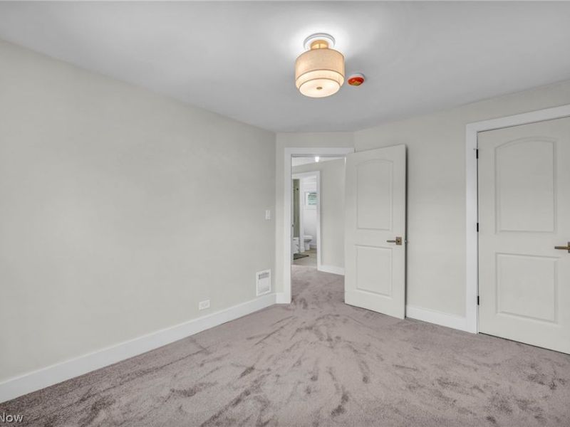 1548 Olivewood Avenue, Lakewood, OH 44107 Photo 19