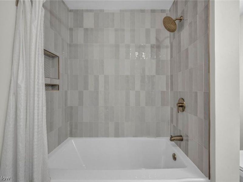 1548 Olivewood Avenue, Lakewood, OH 44107 Photo 26