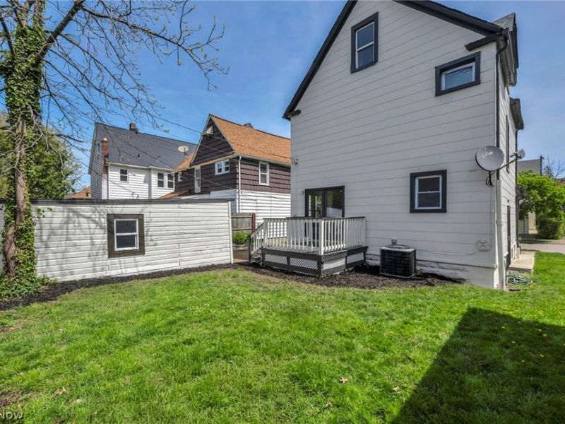 1548 Olivewood Avenue, Lakewood, OH 44107 Photo 36