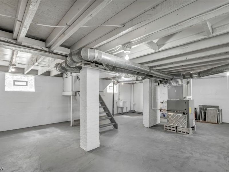 1548 Olivewood Avenue, Lakewood, OH 44107 Photo 37