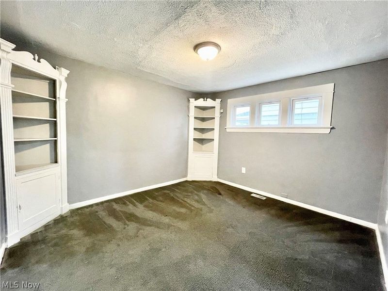 976 Rondel Road , Cleveland, OH 44110 Photo 13