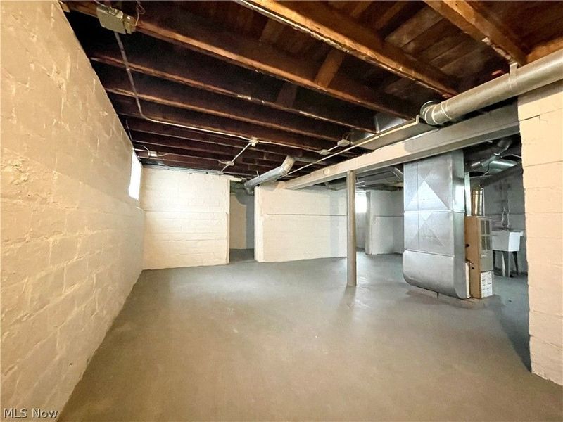 976 Rondel Road , Cleveland, OH 44110 Photo 30