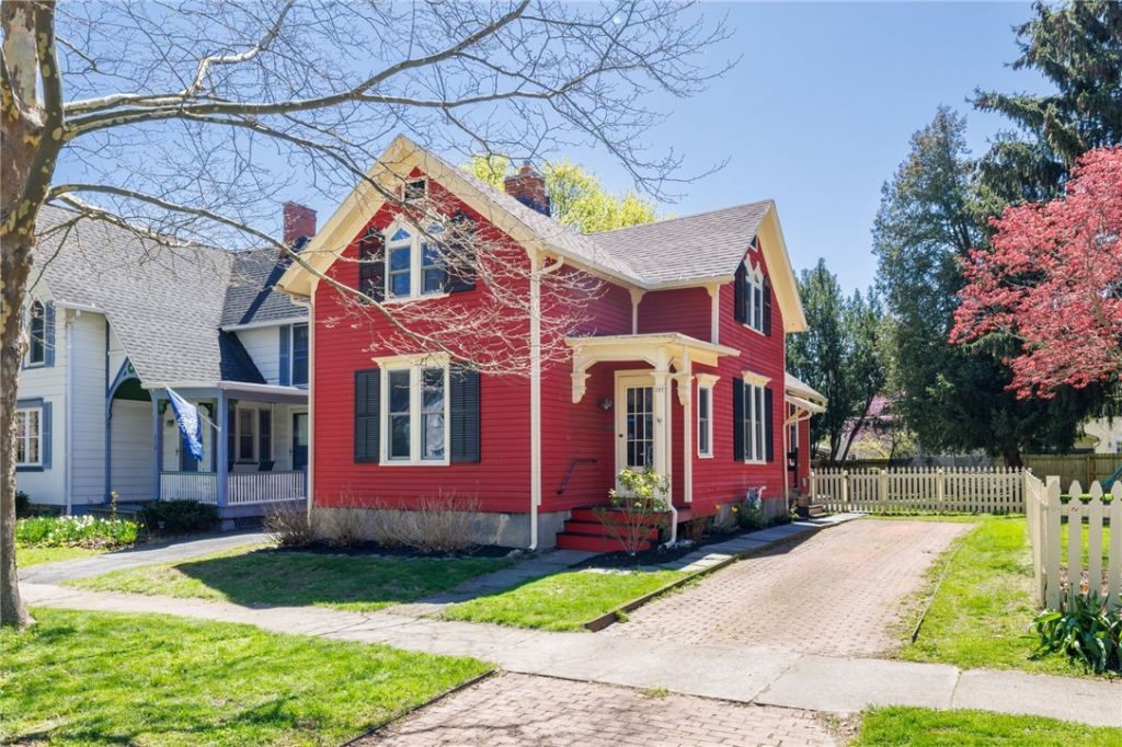 107 Cypress Street, Rochester, NY 14620 Main Photo