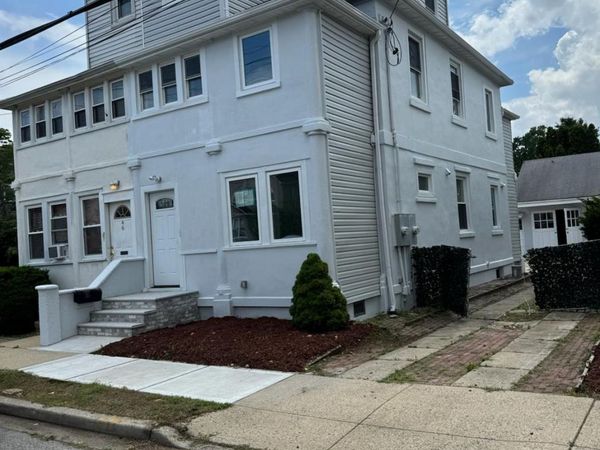 44 Lewis Avenue , New Hyde Park, NY 11040