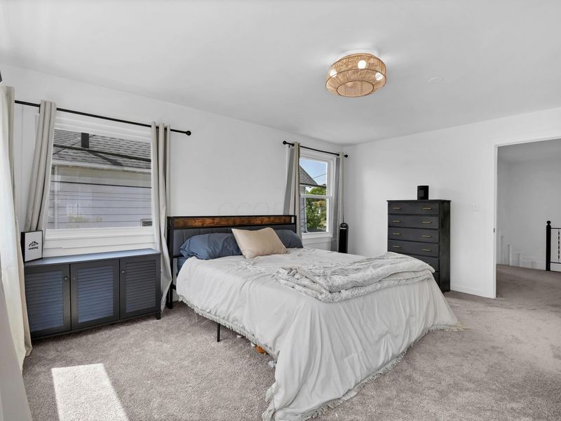 18 E Oak Street , Newark, OH 43055 Photo 23