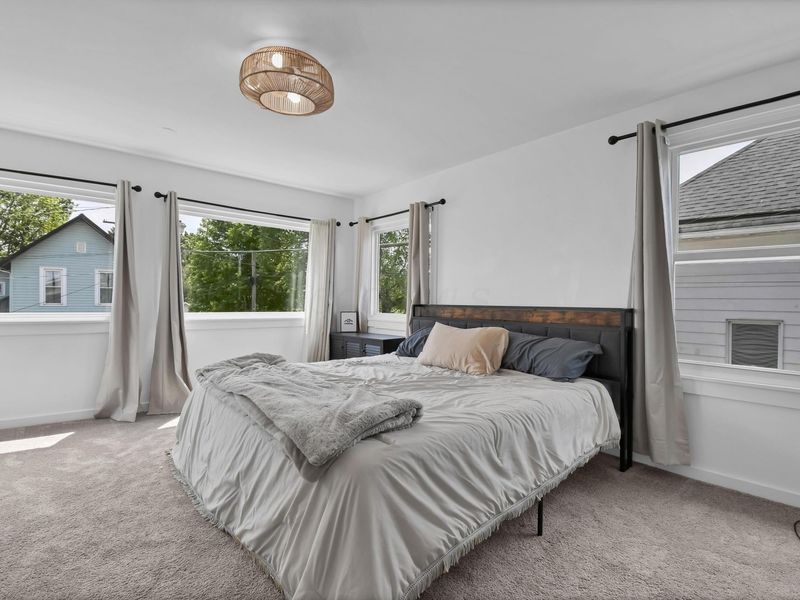 18 E Oak Street , Newark, OH 43055 Photo 24