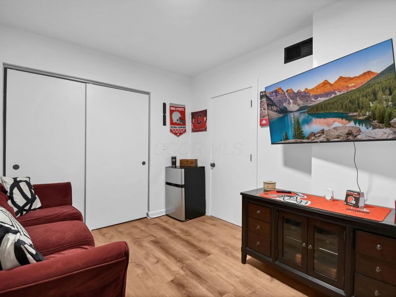 18 E Oak Street , Newark, OH 43055 Photo 33