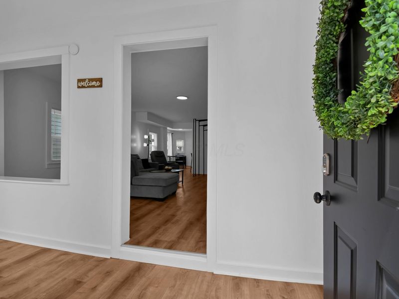 18 E Oak Street , Newark, OH 43055 Photo 5