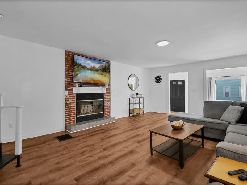 18 E Oak Street , Newark, OH 43055 Photo 8