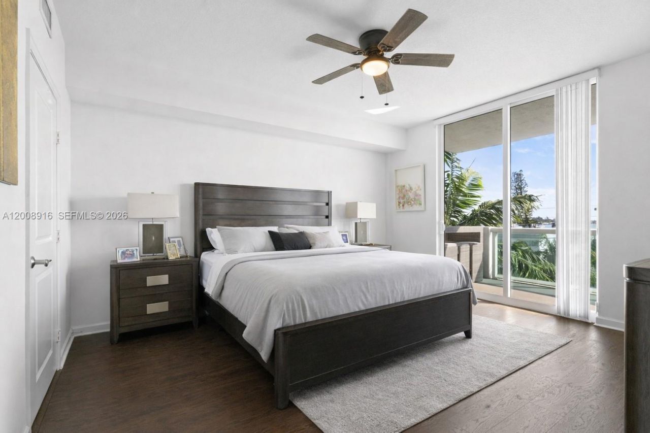 7910 Harbor Island Dr , Unit 402, North Bay Village, FL 33141 Photo