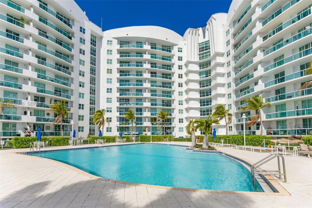 7910 Harbor Island Dr , Unit 402, North Bay Village, FL 33141 Photo