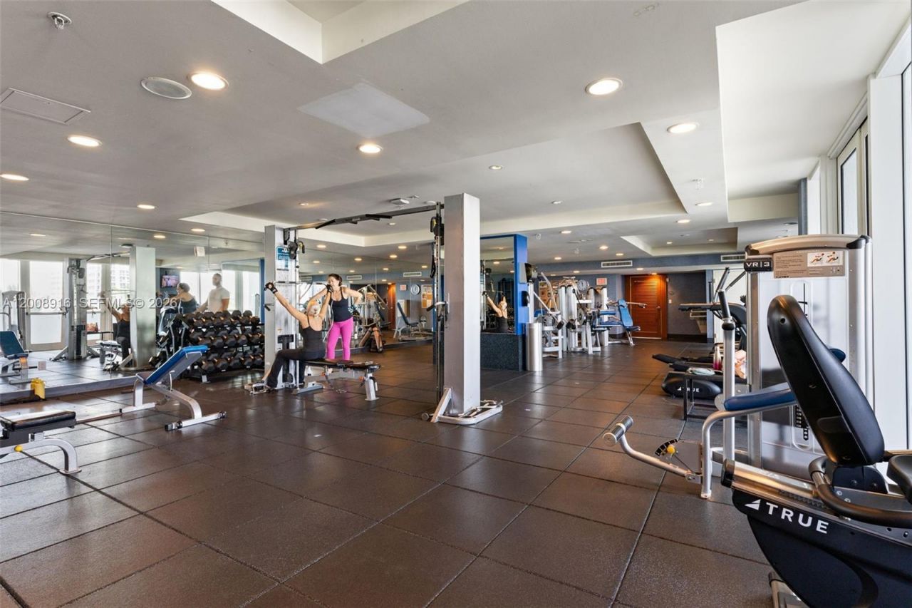 7910 Harbor Island Dr , Unit 402, North Bay Village, FL 33141 Photo