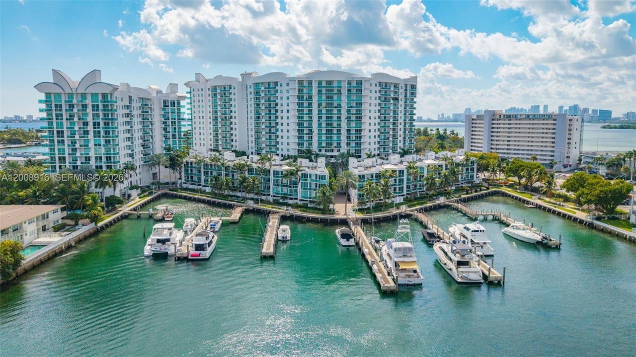 7910 Harbor Island Dr , Unit 402, North Bay Village, FL 33141 Photo
