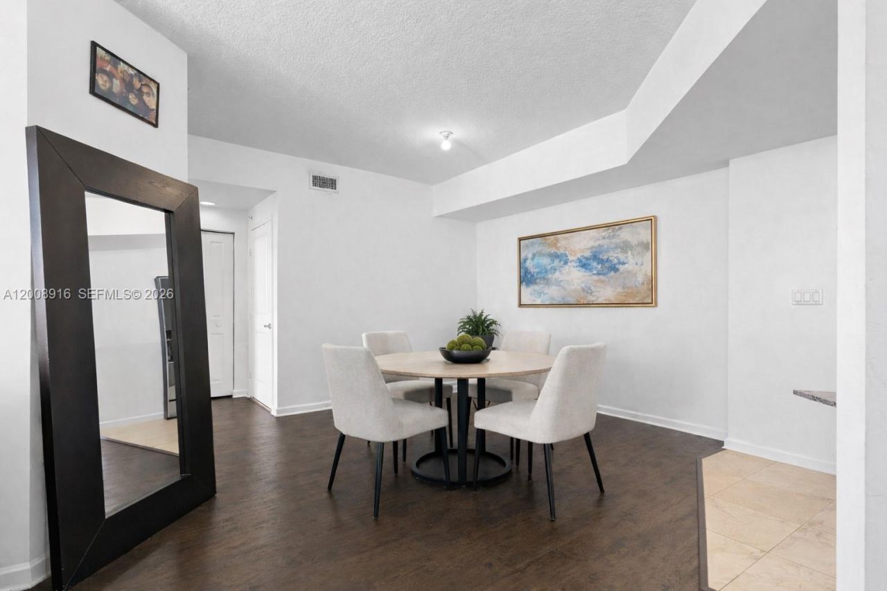 7910 Harbor Island Dr , Unit 402, North Bay Village, FL 33141 Photo