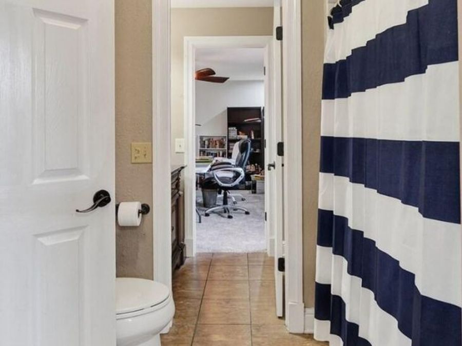 Property Image 38