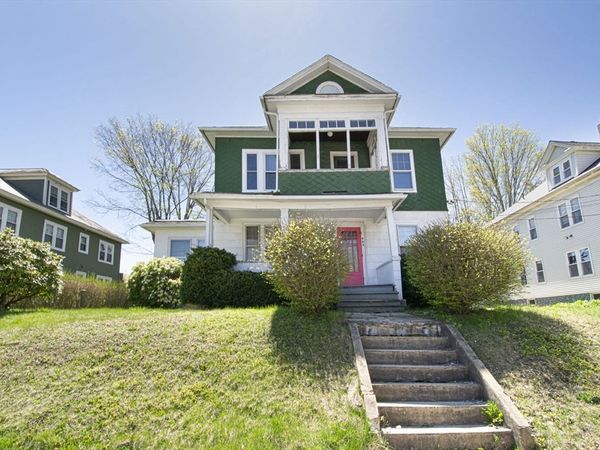 441 Hamilton St, Southbridge, MA 01550