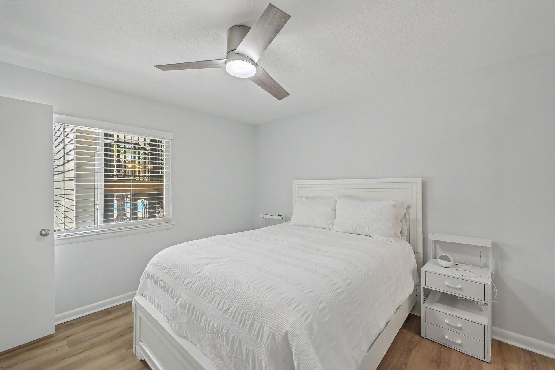 271 Alexandra Drive Photo 21