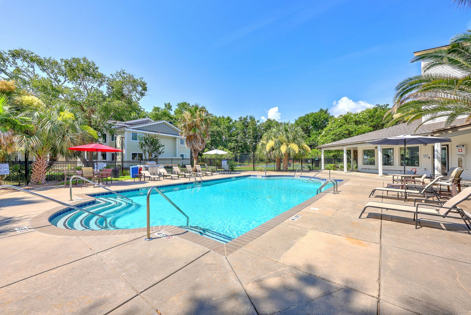 271 Alexandra Drive Photo 27