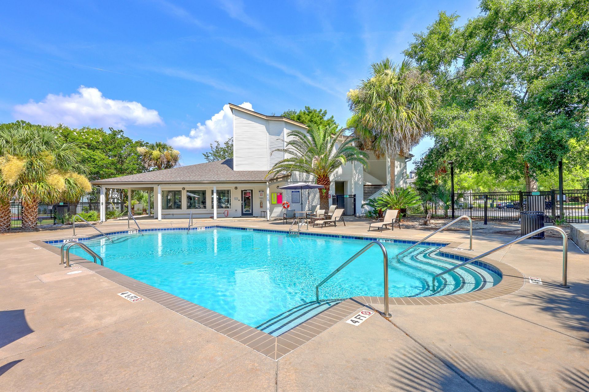 271 Alexandra Drive Photo 28