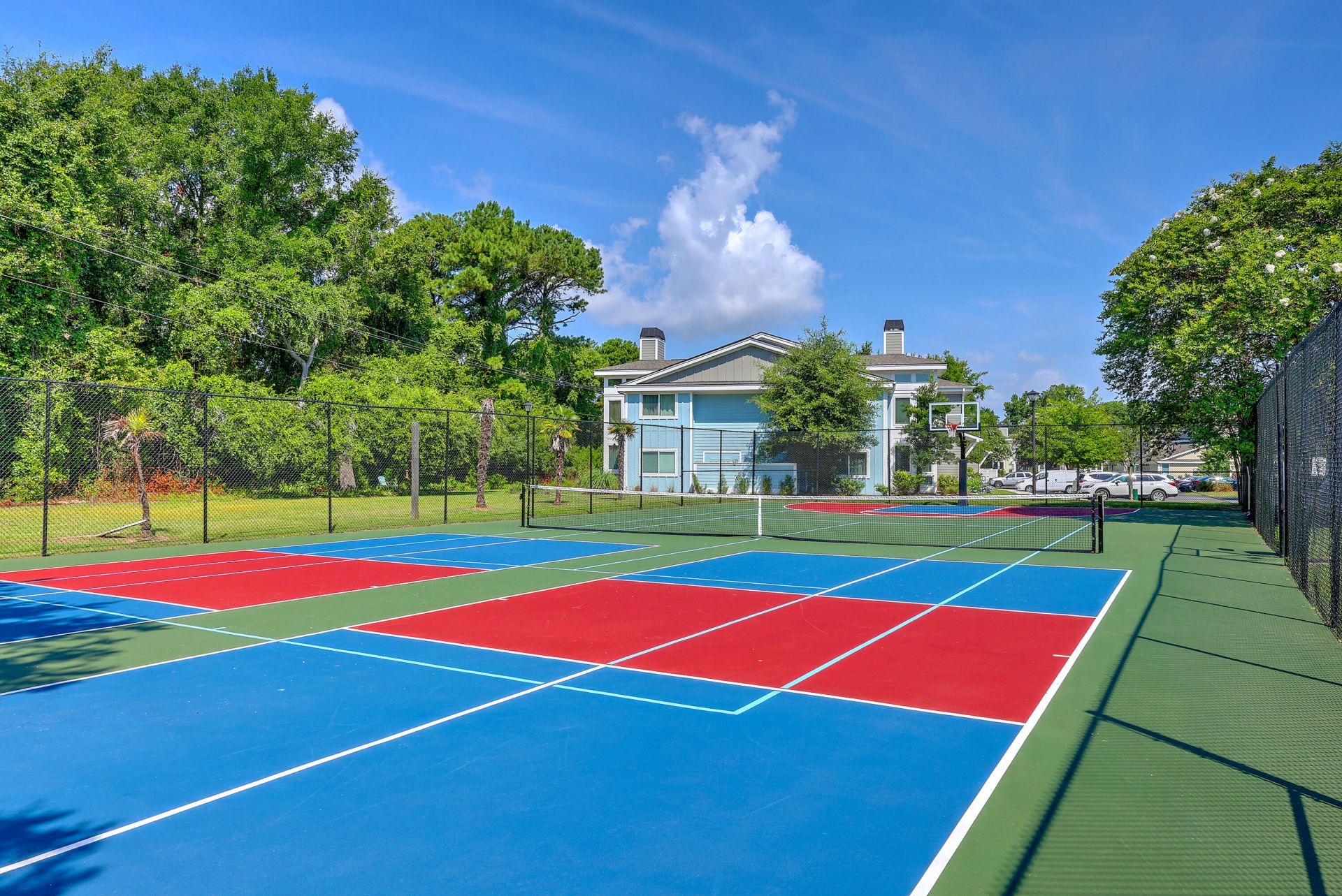 271 Alexandra Drive Photo 30