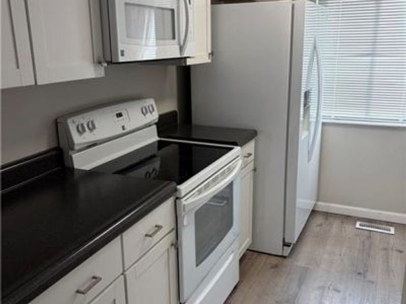 1670 Villa South Drive, West Carrollton, OH 45449 Photo 8