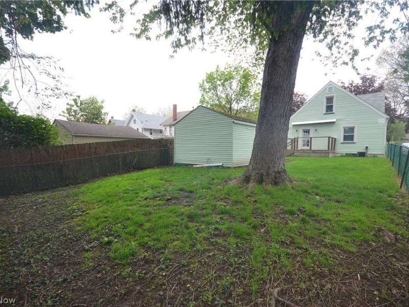 154 E Brookside Avenue, Akron, OH 44301 Photo 43