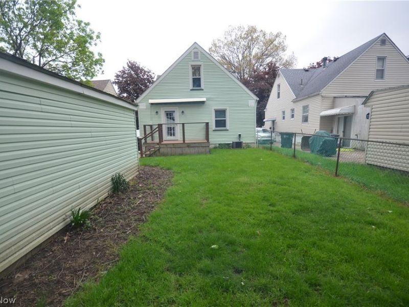 154 E Brookside Avenue, Akron, OH 44301 Photo 44