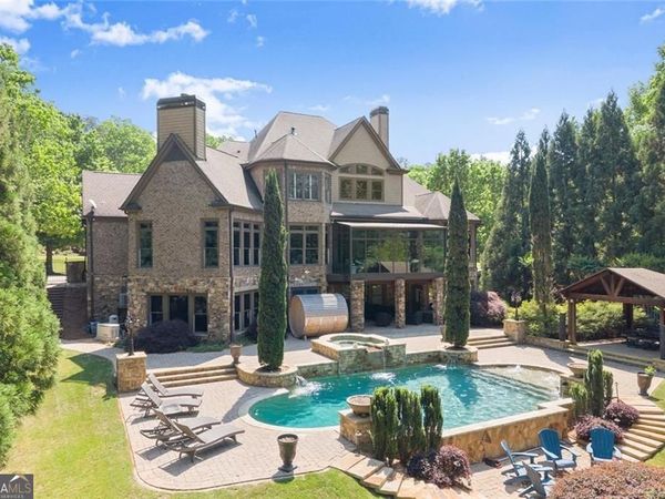 1225 Waterfall Lane NW, Acworth, GA 30101