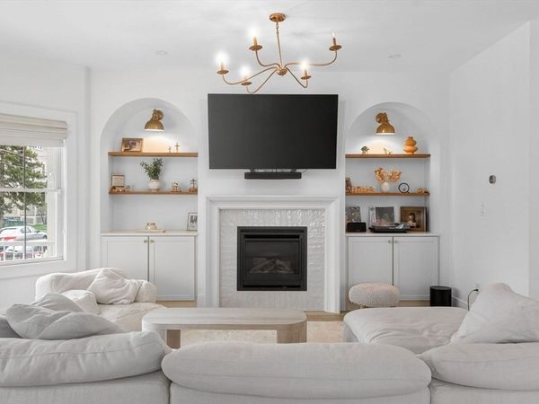 17 Manning St, Unit 17, Medford, MA 02155